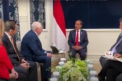 Jokowi Bertemu Bos Freeport, Bahas Saham dan Bangun Smelter di Papua