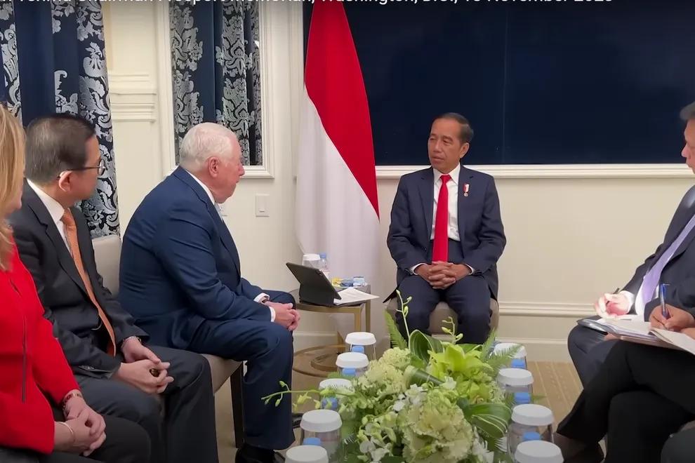 Jokowi Bertemu Bos Freeport, Bahas Saham dan Bangun Smelter di Papua
