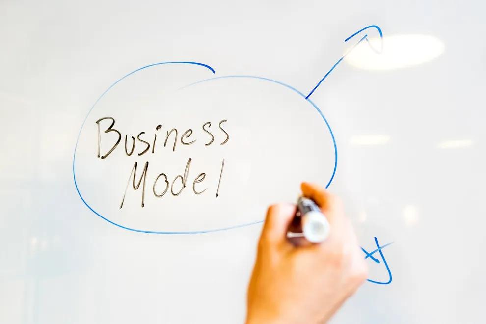 Mengenal Business Model Canvas dan 9 Elemen di Dalamnya!