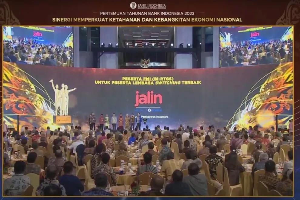 Jalin Raih Penghargaan Lembaga Switching Terbaik di BI Awards 2023