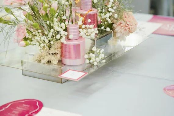 Buttonscarves Beauty berkolaborasi dengan brand Nagita Slavina meluncurkan parfum kolaborasi ekslusif.