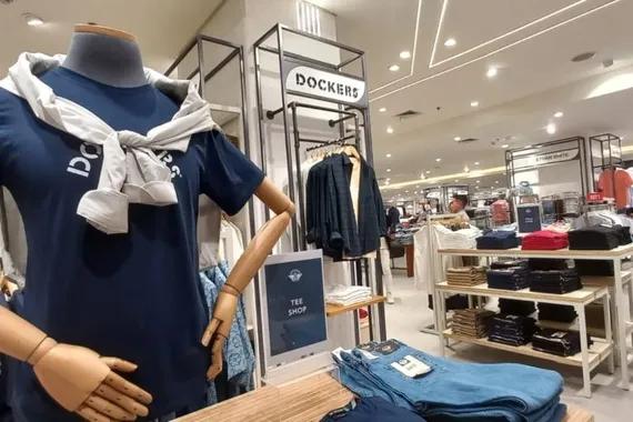 Brand fesyen asal AS, Dockers hadir di outlet Sogo Indonesia